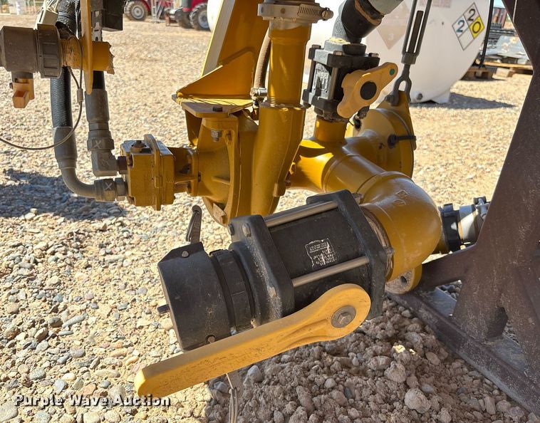 image for item EC1075 2006 Mid-State Tank CO. sprayer bed