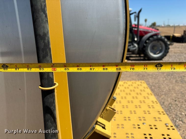 image for item EC1075 2006 Mid-State Tank CO. sprayer bed