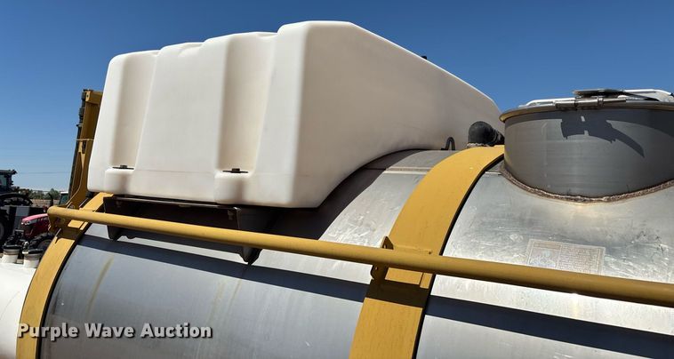 image for item EC1075 2006 Mid-State Tank CO. sprayer bed