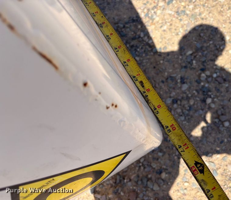 image for item EC1080 Fuel tank