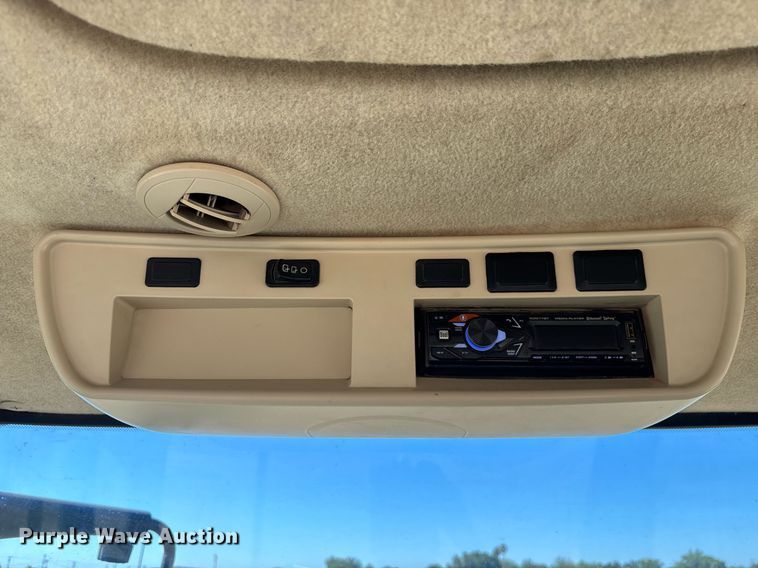 image for item EC1085 2016 John Deere 8245R MFWD tractor