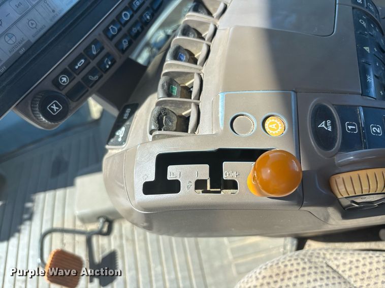 image for item EC1086 2016 John Deere 8245R MFWD tractor