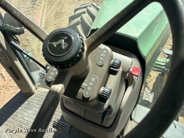 image for item EC1086 2016 John Deere 8245R MFWD tractor