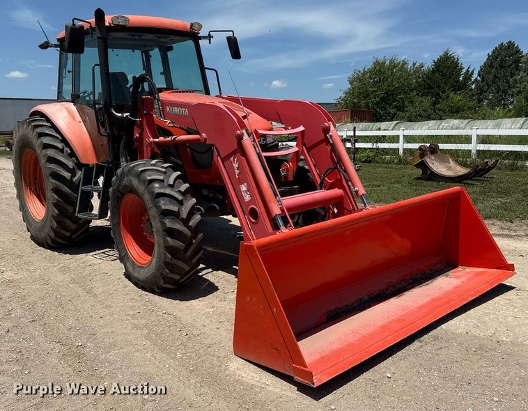 image for item ED4284 2017 Kubota M6S-111 MFWD tractor