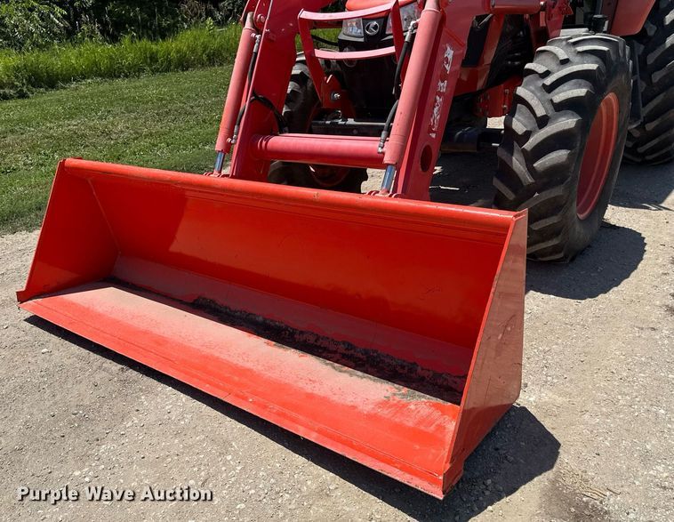 image for item ED4284 2017 Kubota M6S-111 MFWD tractor