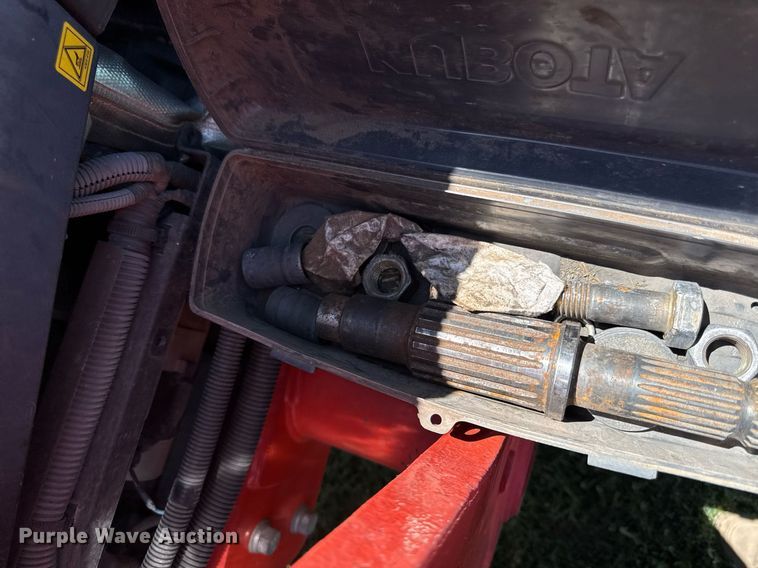 image for item ED4284 2017 Kubota M6S-111 MFWD tractor