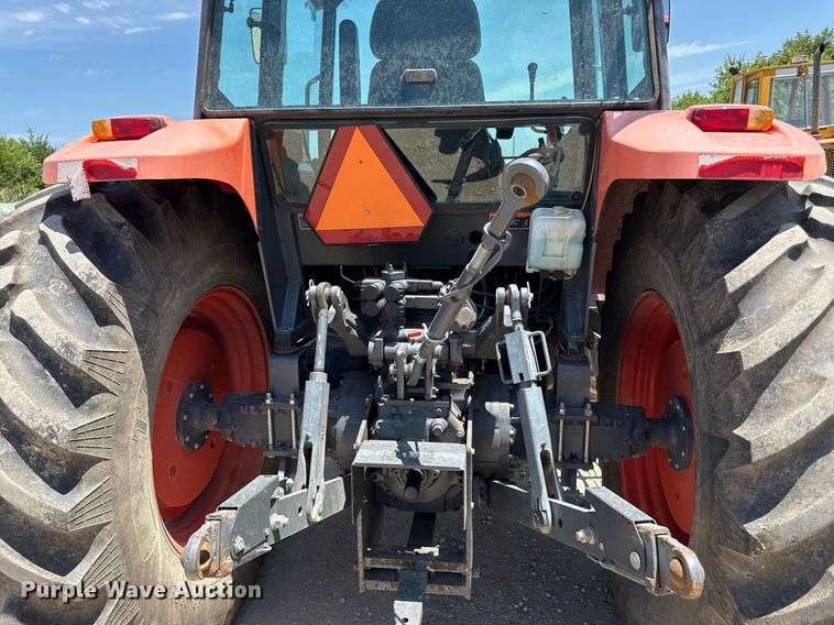 image for item ED4284 2017 Kubota M6S-111 MFWD tractor