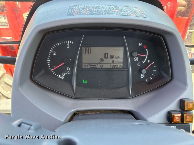 image for item ED4284 2017 Kubota M6S-111 MFWD tractor