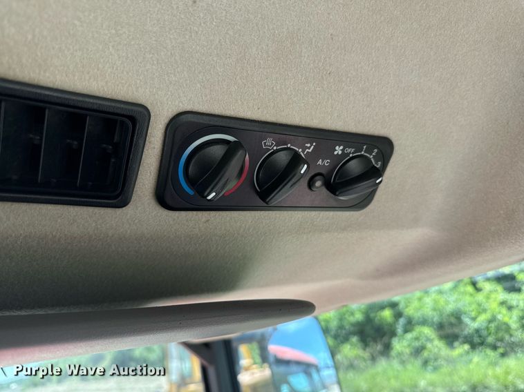 image for item ED4284 2017 Kubota M6S-111 MFWD tractor