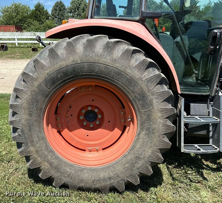 image for item ED4284 2017 Kubota M6S-111 MFWD tractor