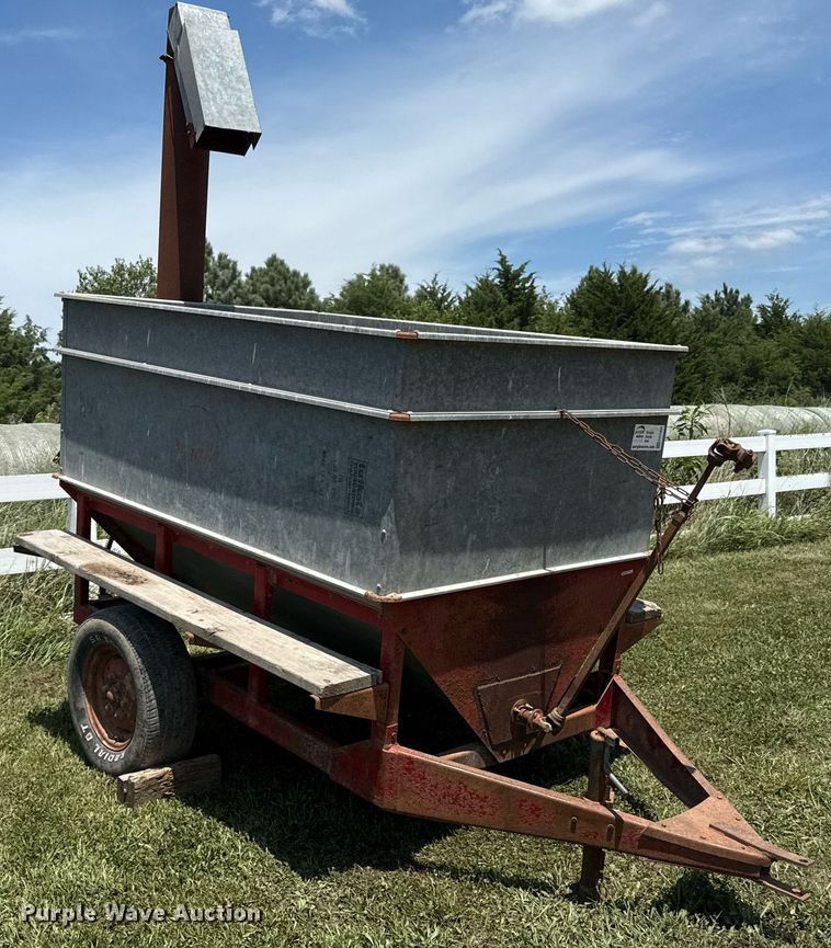 image for item ED4300 Feed wagon