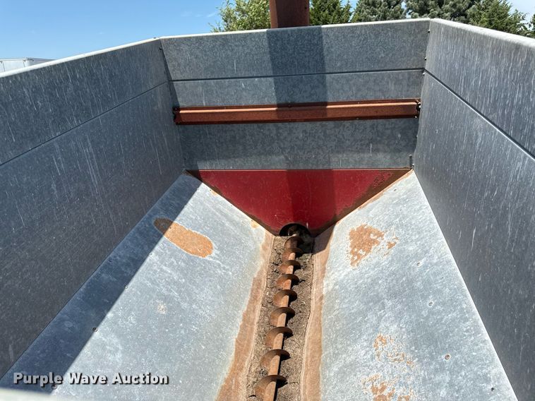 image for item ED4300 Feed wagon