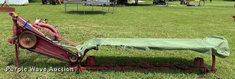 image for item ED4340 International Harvester 47 small square baler