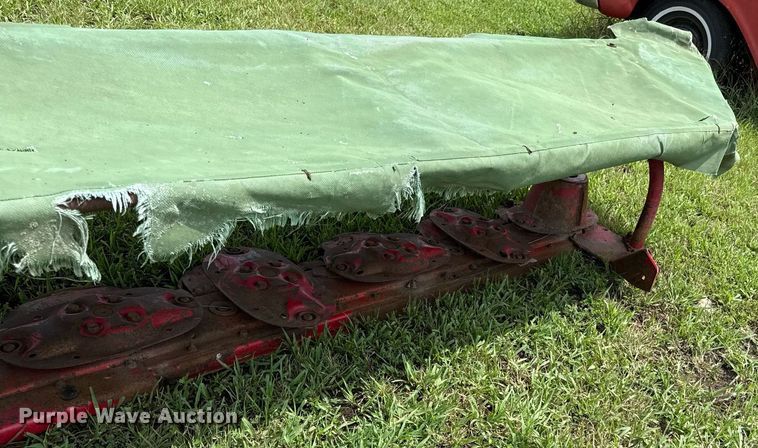 image for item ED4340 International Harvester 47 small square baler