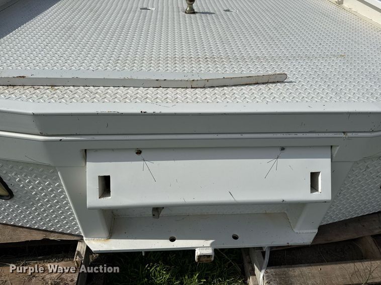 image for item ED4349 B&W flatbed