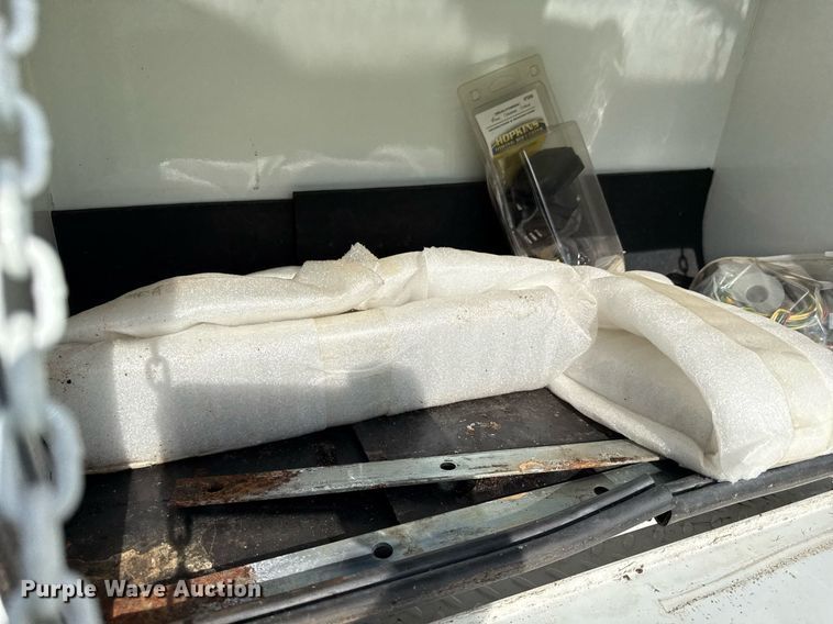 image for item ED4349 B&W flatbed