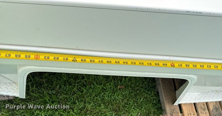 image for item ED4349 B&W flatbed