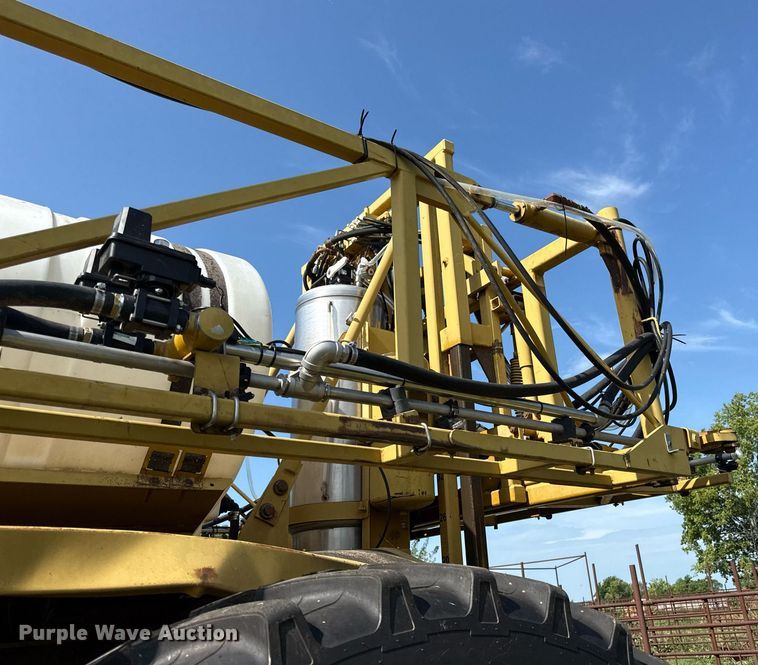 image for item ED4400 1997 RoGator 854 sprayer