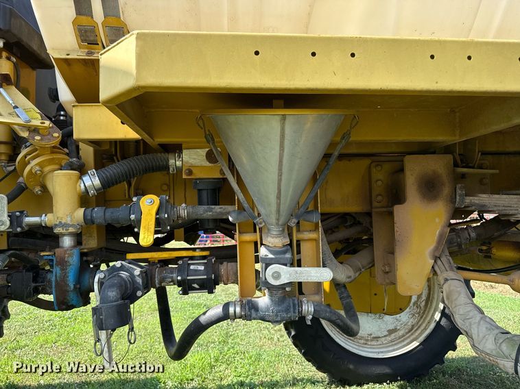 image for item ED4400 1997 RoGator 854 sprayer