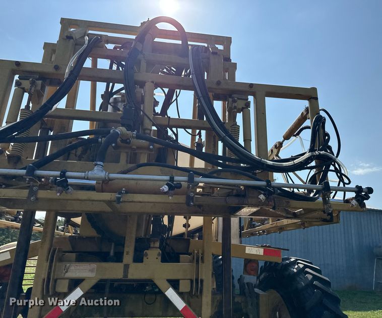 image for item ED4400 1997 RoGator 854 sprayer