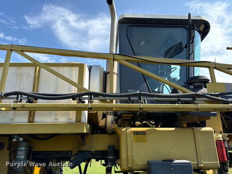 image for item ED4400 1997 RoGator 854 sprayer