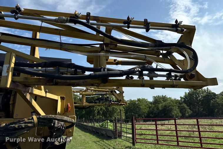 image for item ED4400 1997 RoGator 854 sprayer