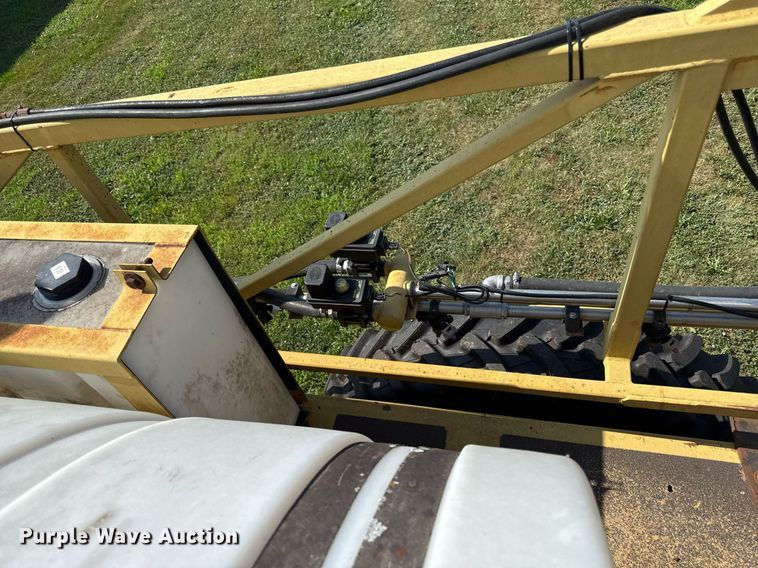 image for item ED4400 1997 RoGator 854 sprayer