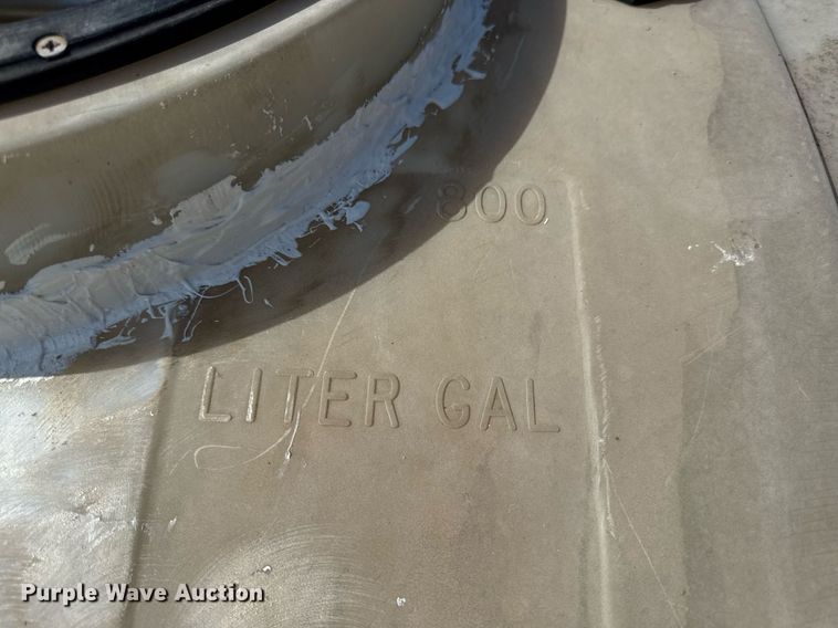 image for item ED4400 1997 RoGator 854 sprayer