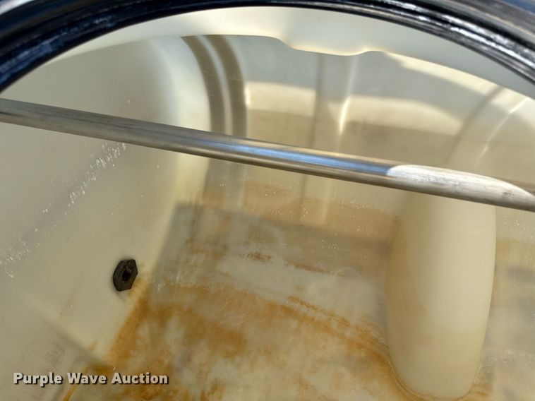 image for item ED4400 1997 RoGator 854 sprayer