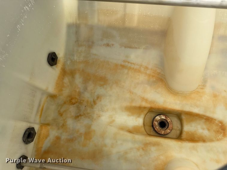 image for item ED4400 1997 RoGator 854 sprayer