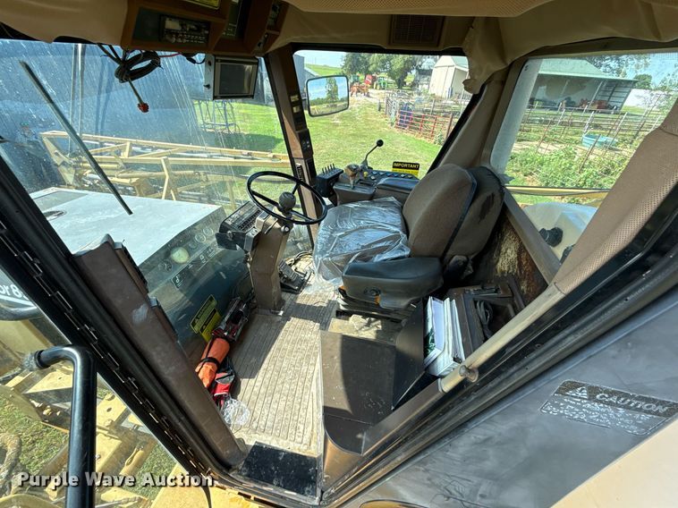 image for item ED4400 1997 RoGator 854 sprayer