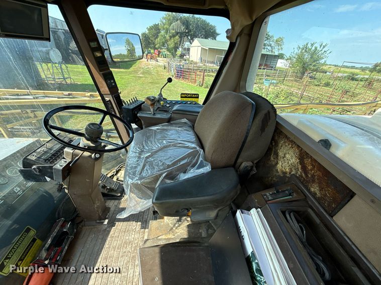 image for item ED4400 1997 RoGator 854 sprayer