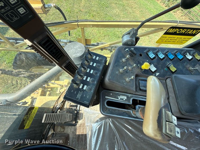 image for item ED4400 1997 RoGator 854 sprayer