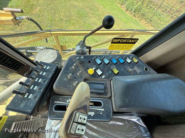 image for item ED4400 1997 RoGator 854 sprayer