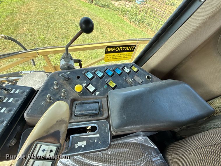 image for item ED4400 1997 RoGator 854 sprayer