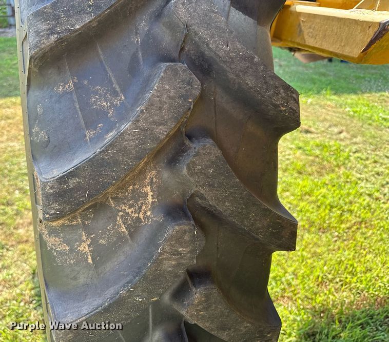 image for item ED4400 1997 RoGator 854 sprayer