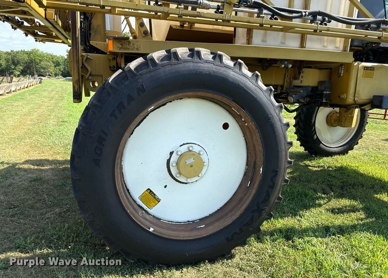 image for item ED4400 1997 RoGator 854 sprayer