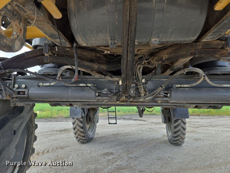 image for item EF1796 2015 RoGator RG900B sprayer