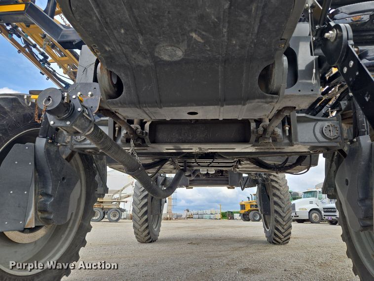 image for item EF1796 2015 RoGator RG900B sprayer