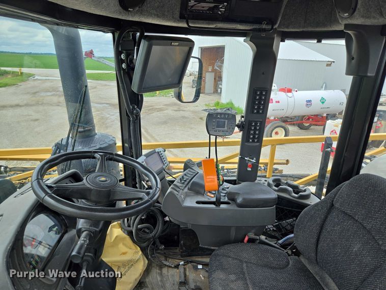 image for item EF1796 2015 RoGator RG900B sprayer