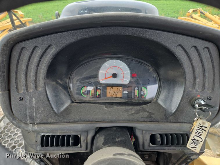 image for item EF1796 2015 RoGator RG900B sprayer