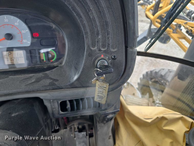 image for item EF1796 2015 RoGator RG900B sprayer