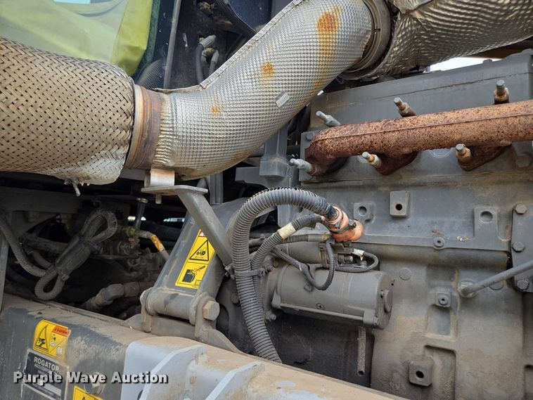 image for item EF1796 2015 RoGator RG900B sprayer