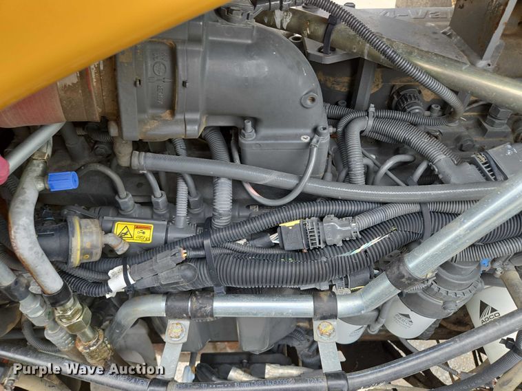 image for item EF1796 2015 RoGator RG900B sprayer