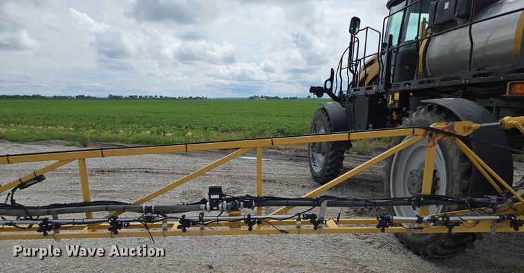 image for item EF1796 2015 RoGator RG900B sprayer
