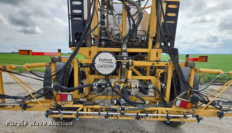 image for item EF1796 2015 RoGator RG900B sprayer