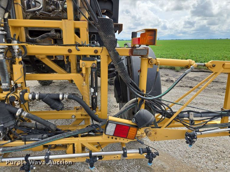 image for item EF1796 2015 RoGator RG900B sprayer