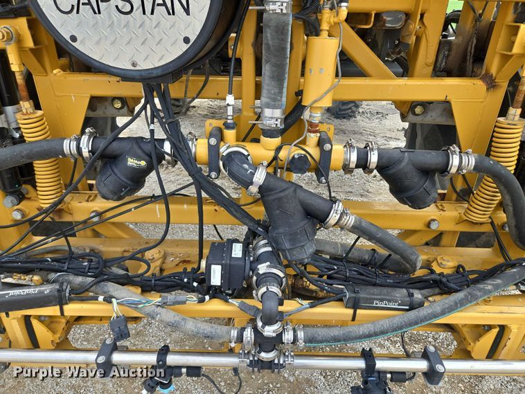 image for item EF1796 2015 RoGator RG900B sprayer