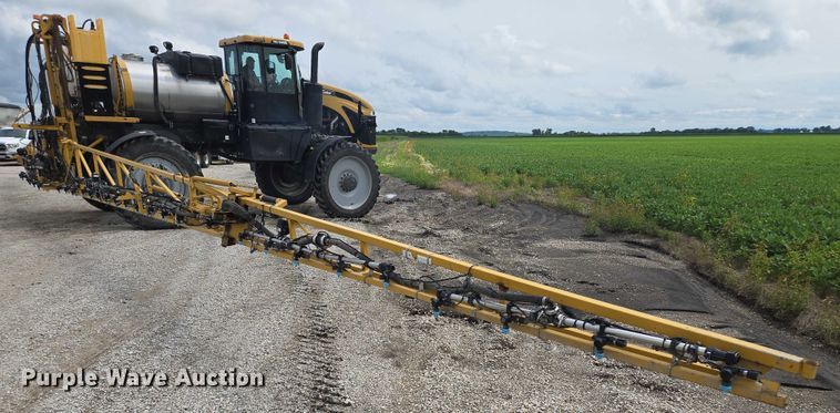 image for item EF1796 2015 RoGator RG900B sprayer