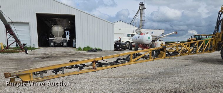 image for item EF1796 2015 RoGator RG900B sprayer